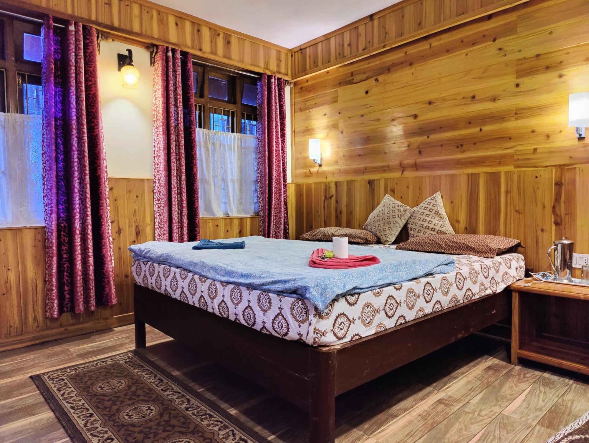 Hotel Golden Orchid Darjeeling  Esterno foto