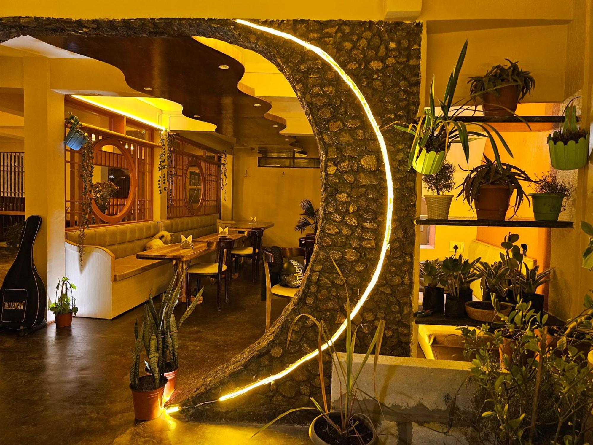 Hotel Golden Orchid Darjeeling  Esterno foto