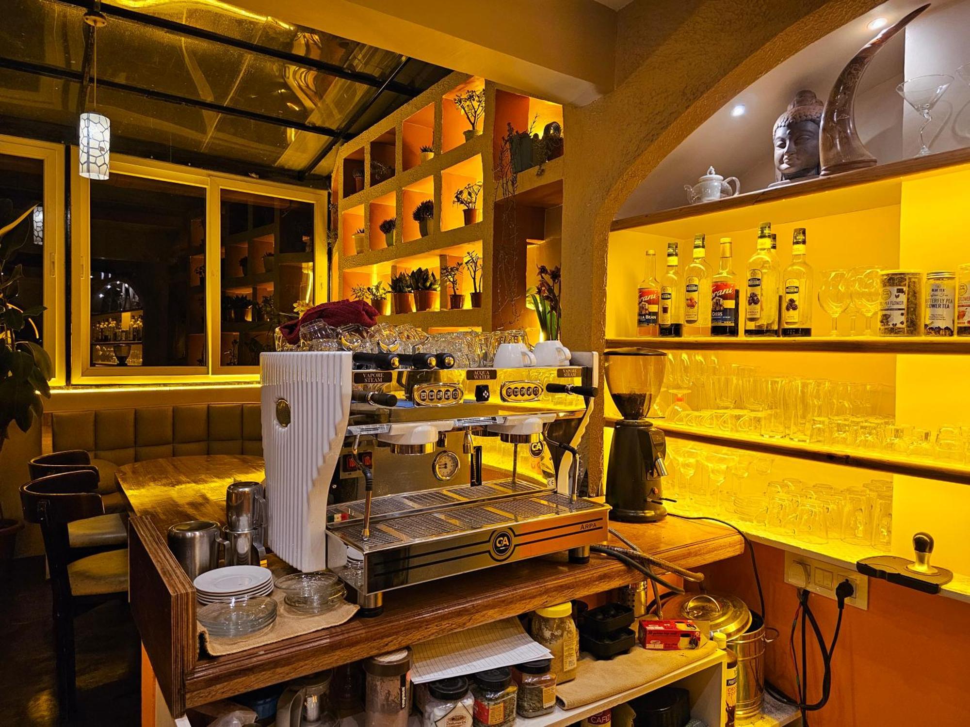 Hotel Golden Orchid Darjeeling  Esterno foto
