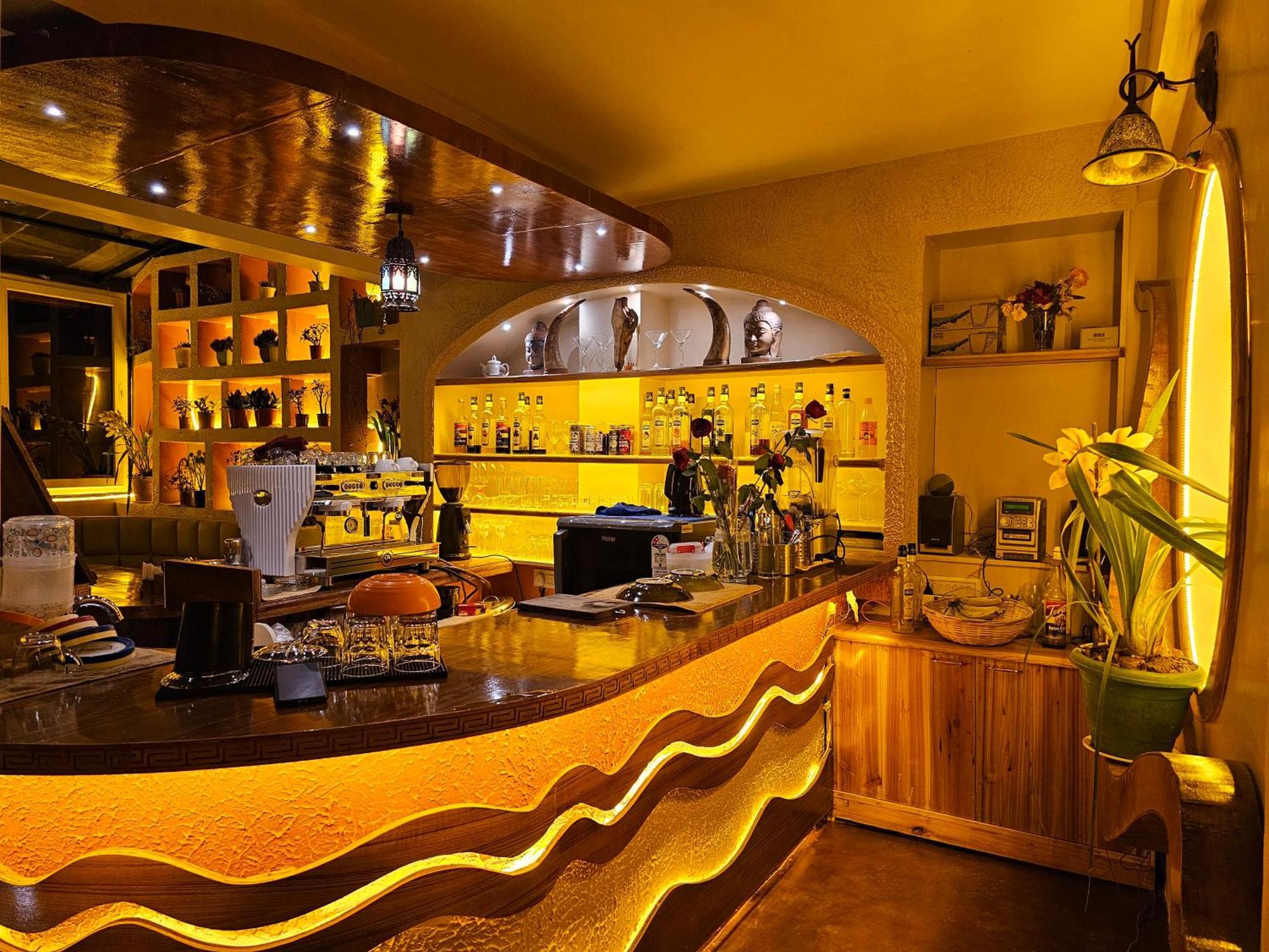 Hotel Golden Orchid Darjeeling  Esterno foto