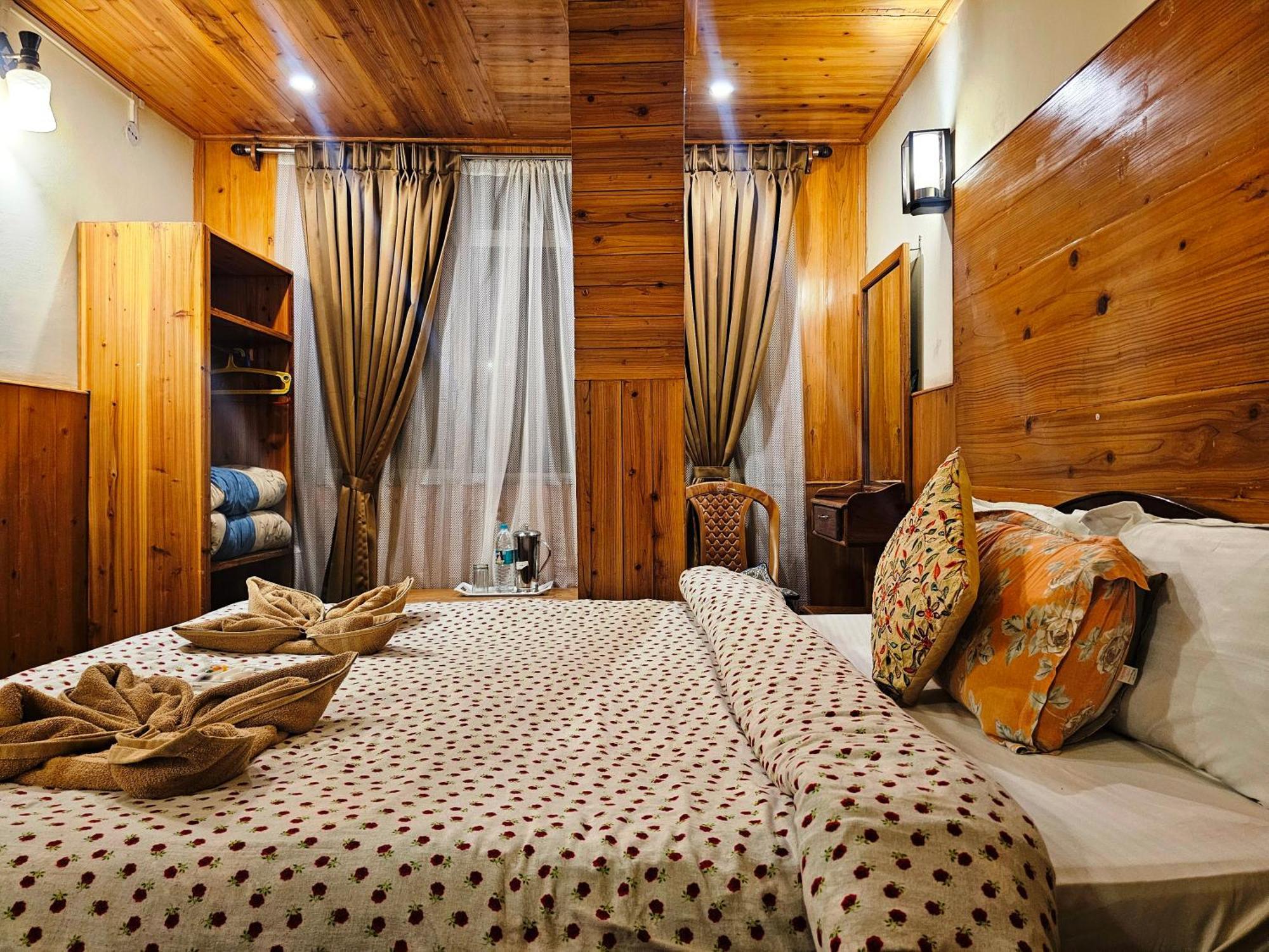 Hotel Golden Orchid Darjeeling  Esterno foto