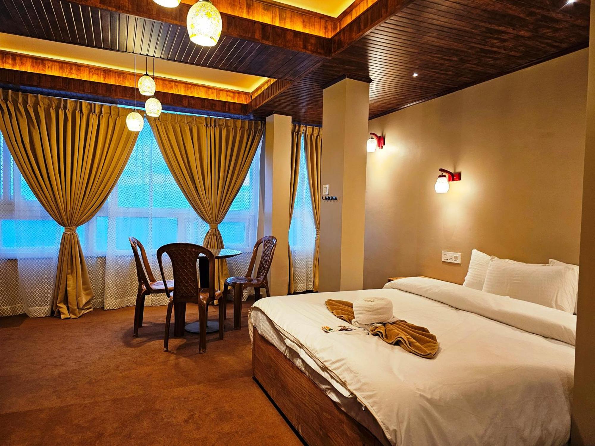 Hotel Golden Orchid Darjeeling  Esterno foto